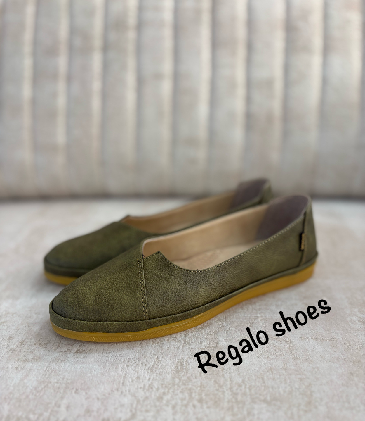 کالج زنانه ( مدل رز زیتونی ) مثل پیادهروی روی ابرها در قلب شهر! 🌿👟